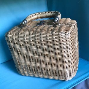 Vintage wicker purse 👜